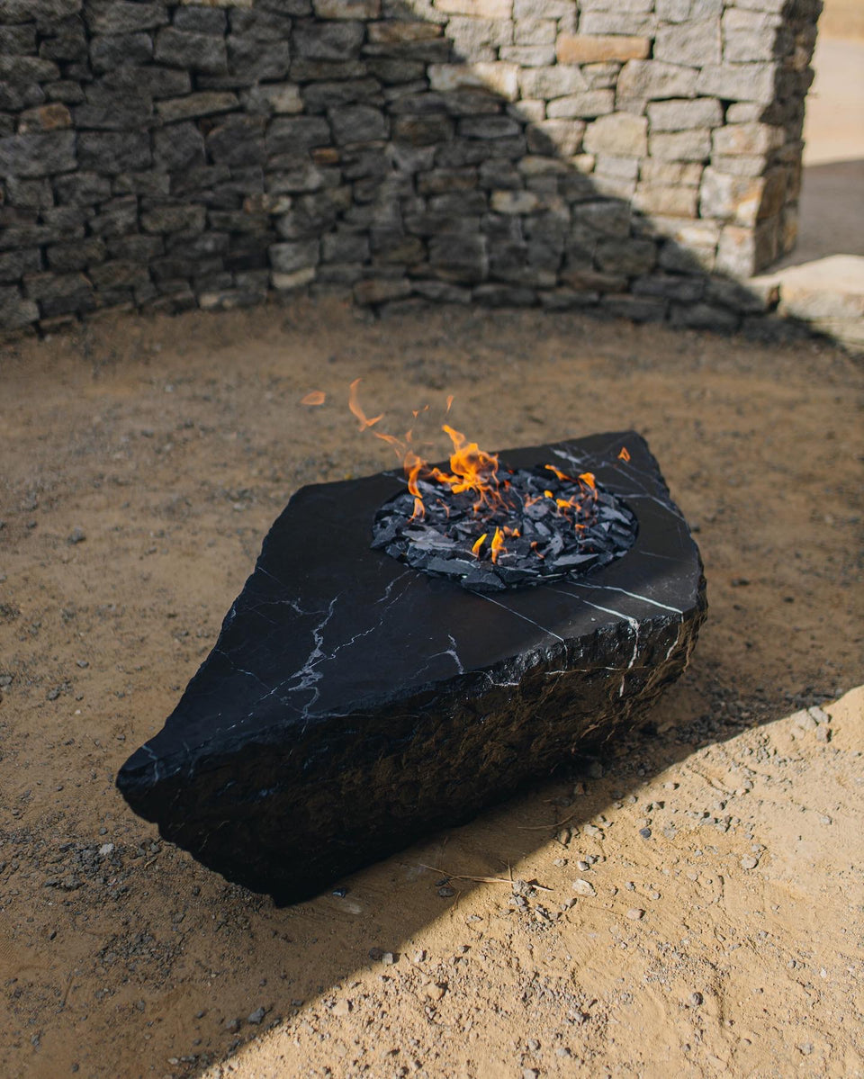 PROMETHEO UNO BLACK MARBLE FIRE TABLE