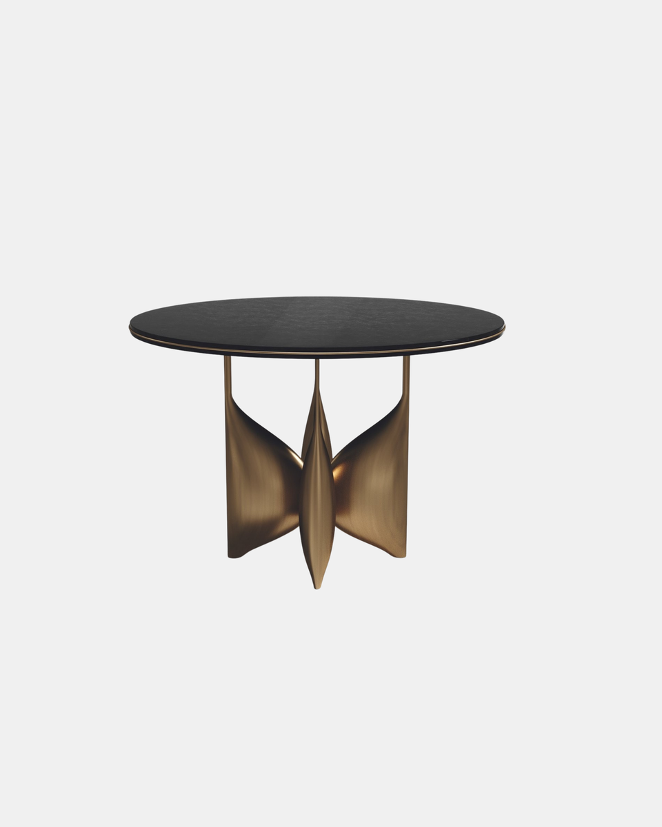 PLUMERIA BLACK PEN SHELL BREAKFAST TABLE