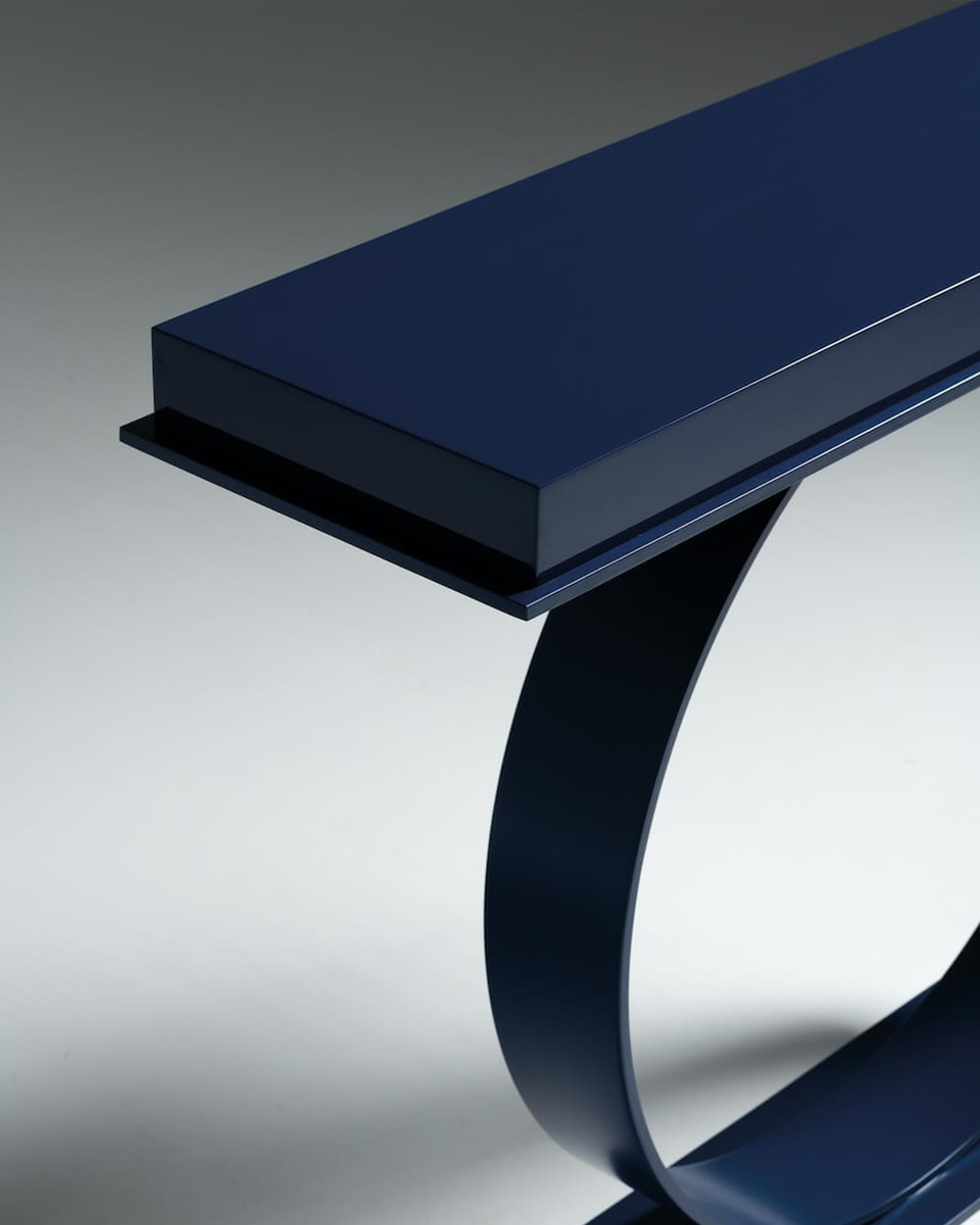 NANO GLOSSY BLUE LACQUERED CONSOLE