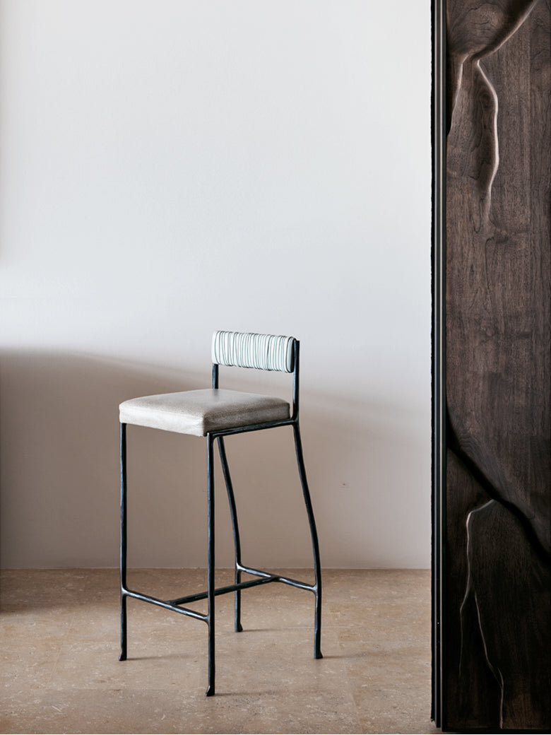 LEVELLER BAR STOOL