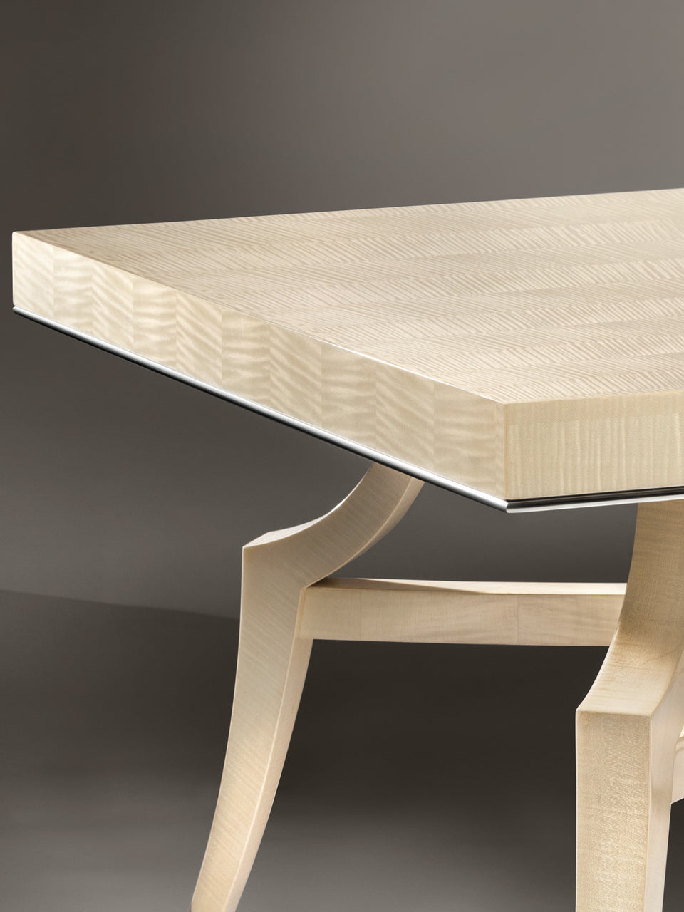 AGNES DINING TABLE