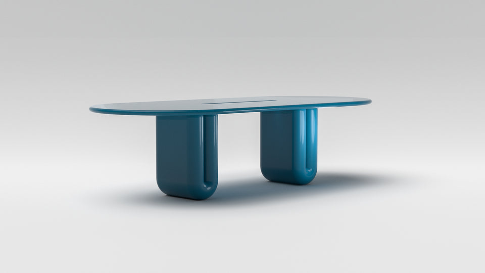 CHUBBY LACQUER DINING TABLE