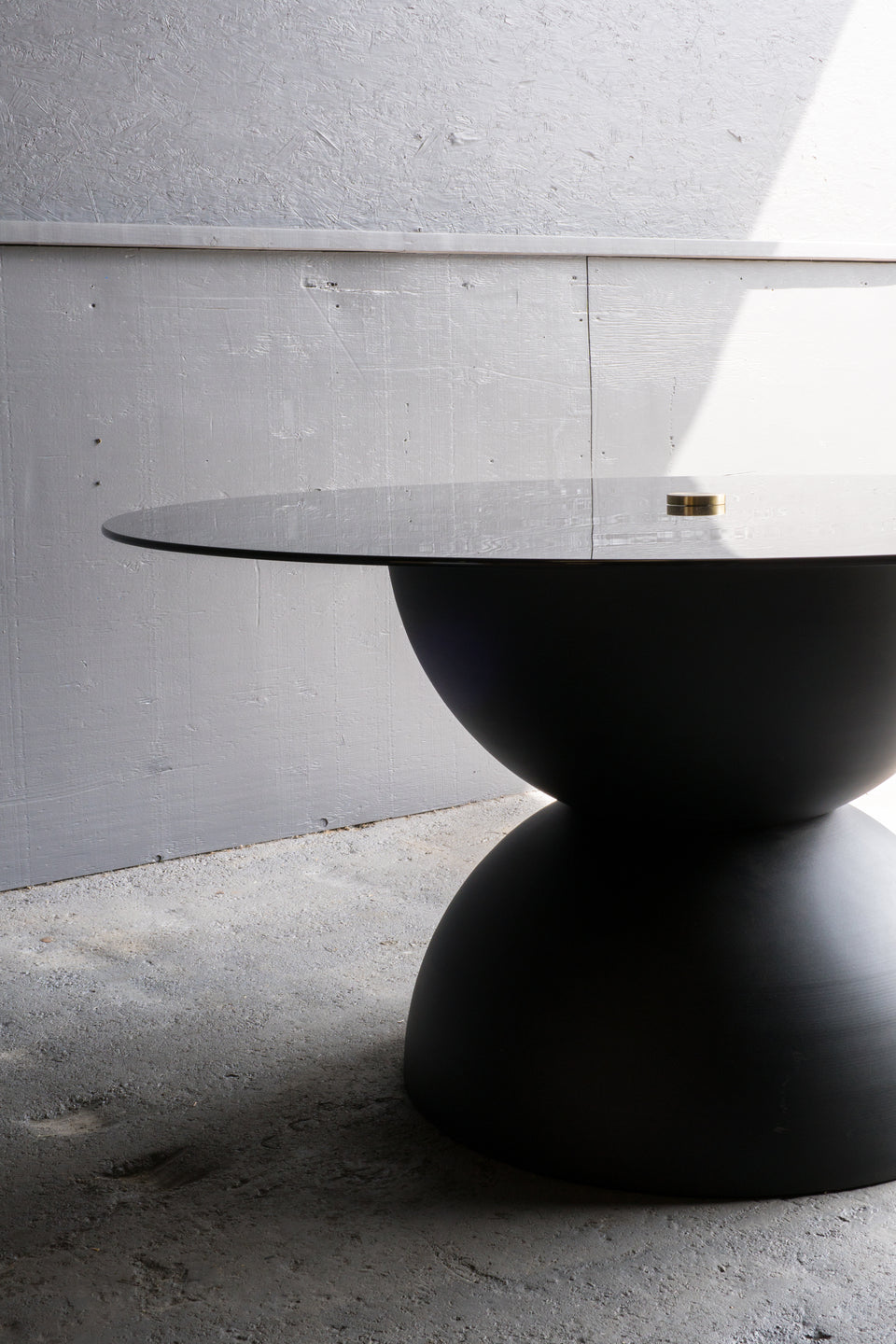 ELLIPSE DINING TABLE