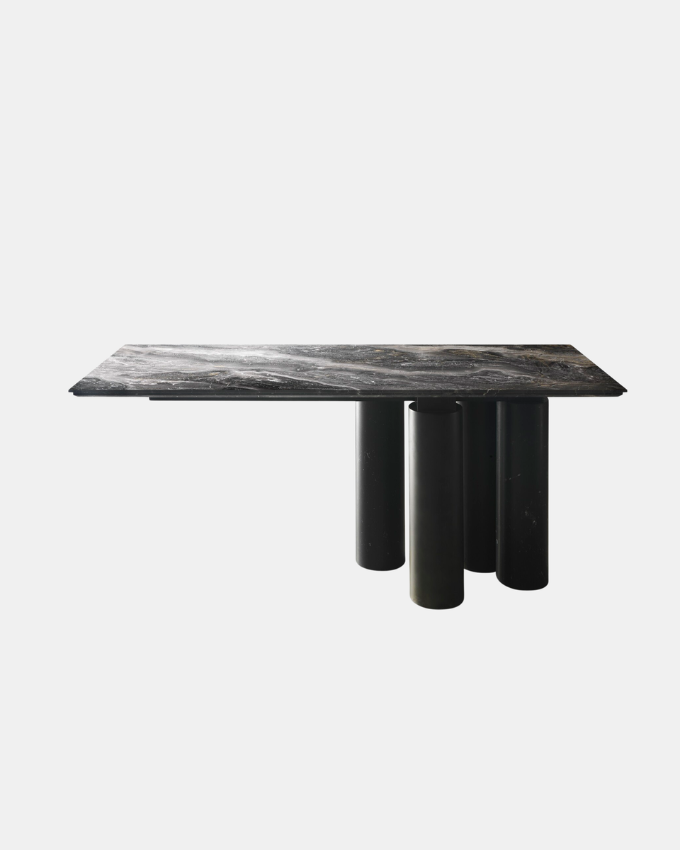 ARCAICO DINING TABLE