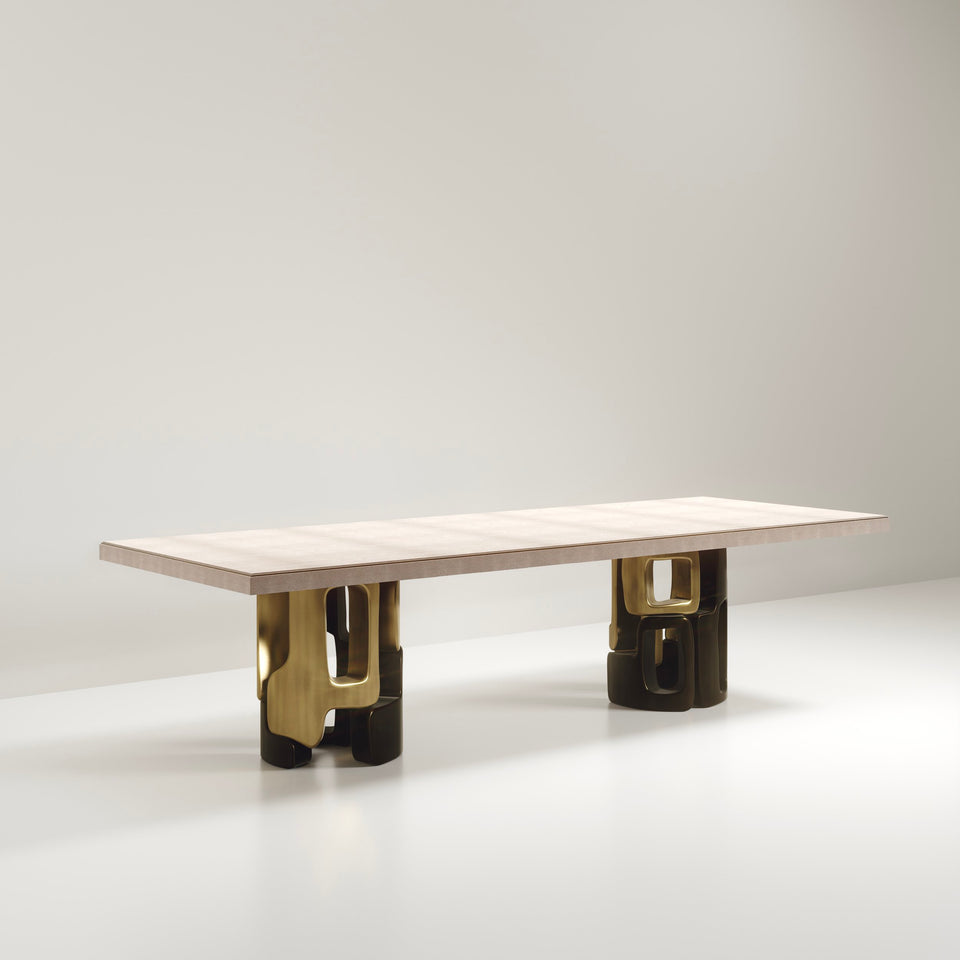 APOLI I SHAGREEN DINING TABLE