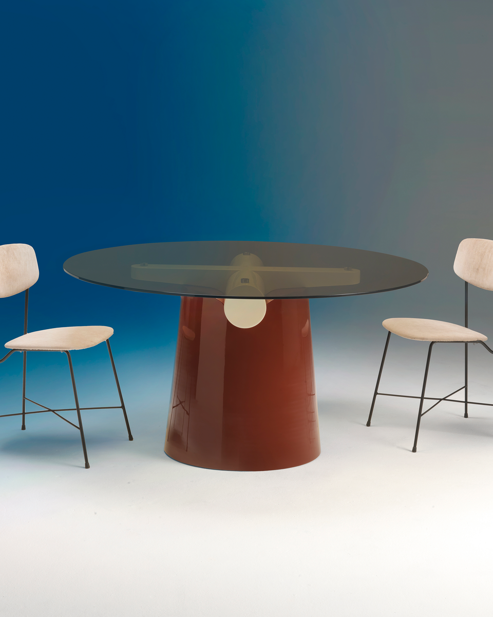 BETTY ROUND DINING TABLE