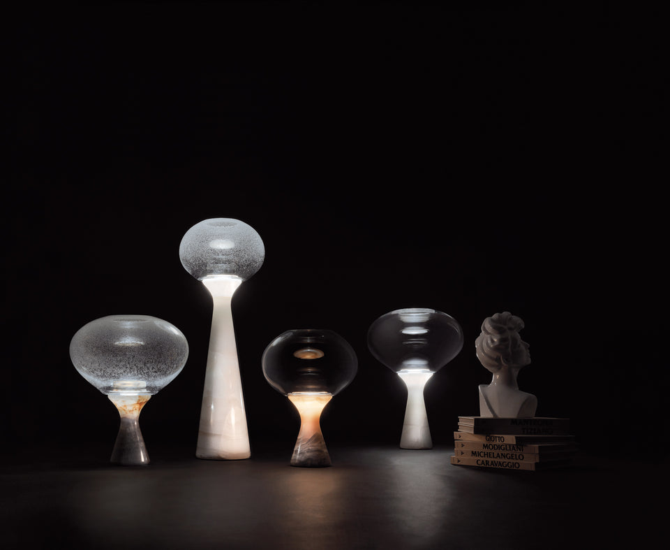 MAGIKA LIGHT SKY ONYX TABLE LAMP