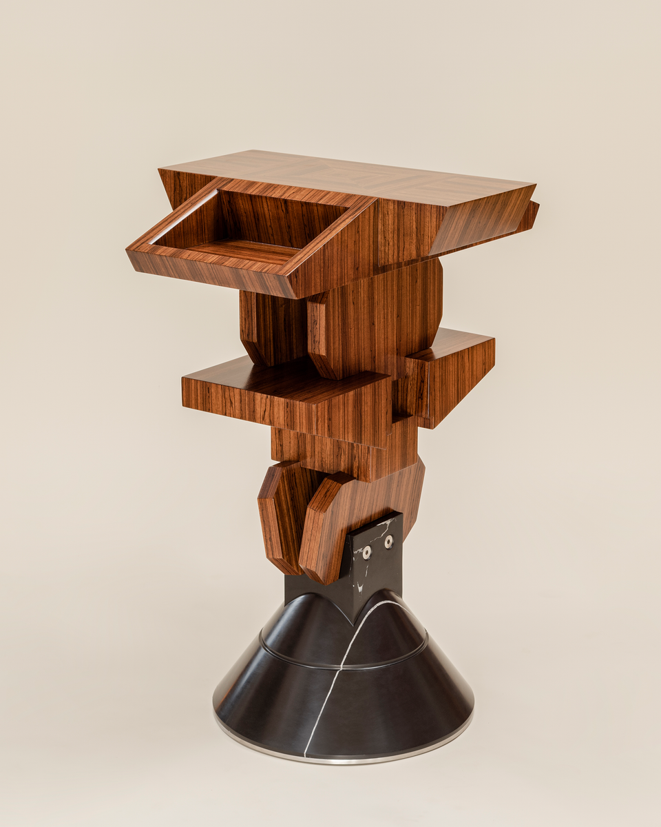 PYRAMISS SIDE TABLE