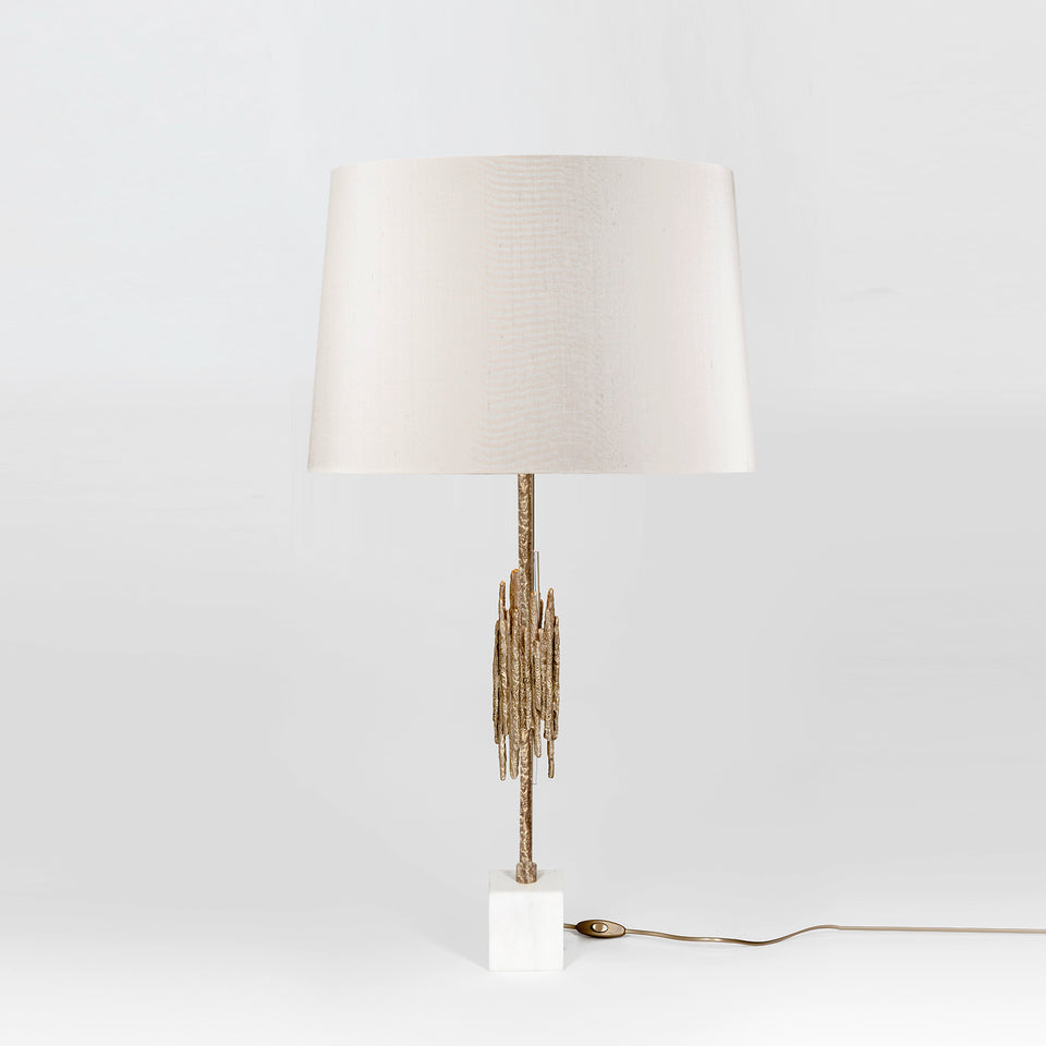 PROVOKE TABLE LAMP