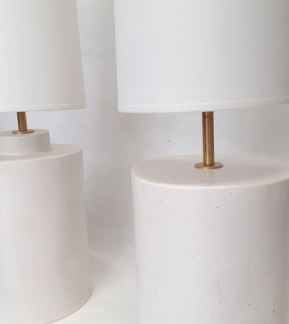 TUBE TABLE LAMP