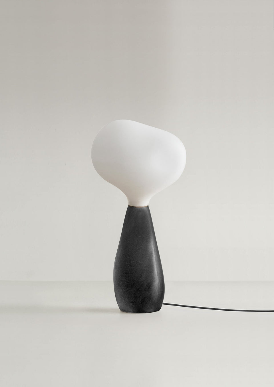 OSSO TABLE LAMP