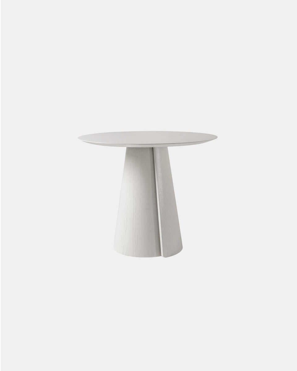 VOLTA DINING TABLE IN WHITE