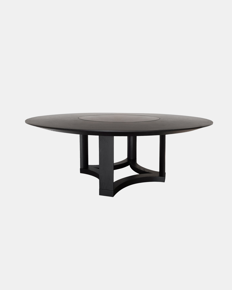 HENGE TABLE